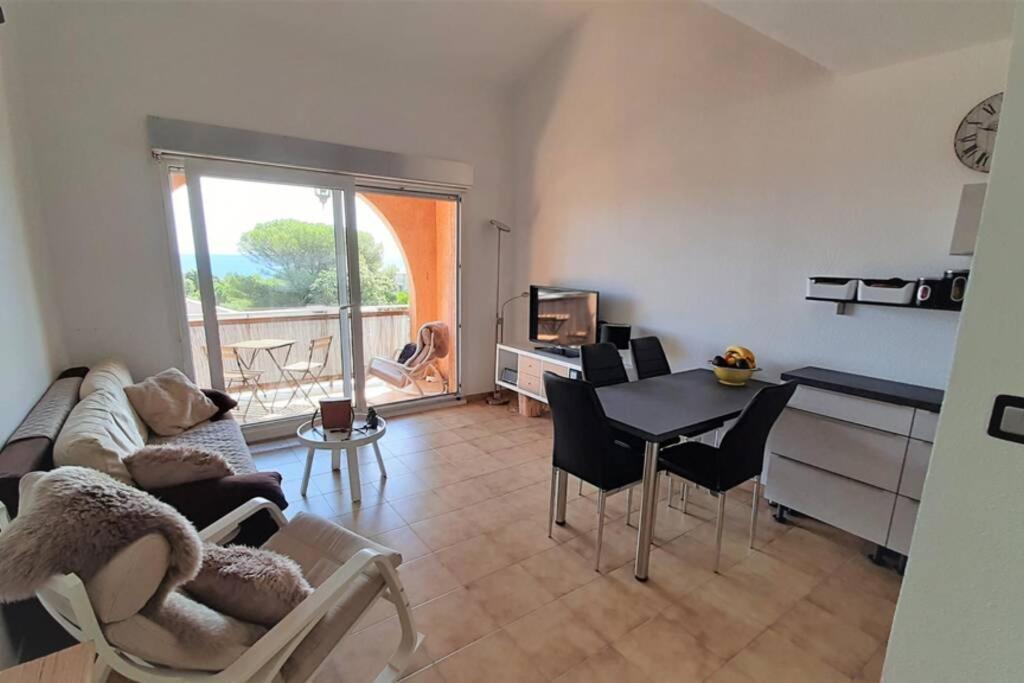 Charmant Appartement Vue Mer A 100M De La Plage. Saint Aygulf Luaran gambar